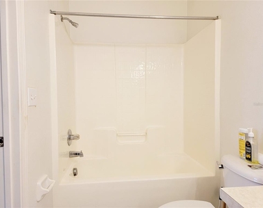 6410 Cypressdale Drive - Photo Thumbnail 8