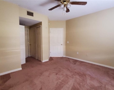 9612 Seadale Court - Photo Thumbnail 9