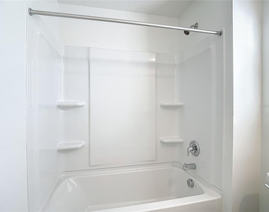 6170 Shiner St - Photo Thumbnail 24