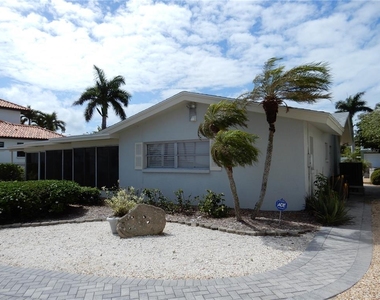 337 1st Street W - Photo Thumbnail 6