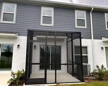 2831 Narcoossee Commons Way - Photo Thumbnail 4