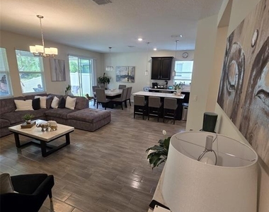 5574 Bakewell Place - Photo Thumbnail 14