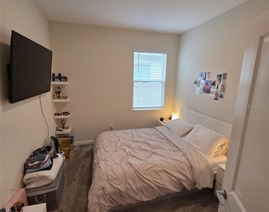 5574 Bakewell Place - Photo Thumbnail 10