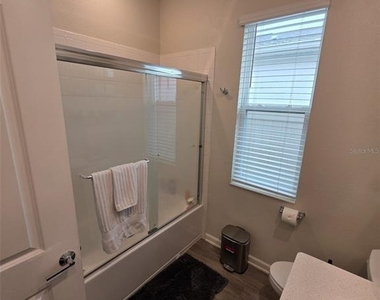 5574 Bakewell Place - Photo Thumbnail 9