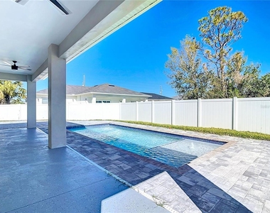 174 Ingram Boulevard - Photo Thumbnail 26