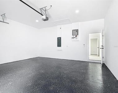 174 Ingram Boulevard - Photo Thumbnail 25