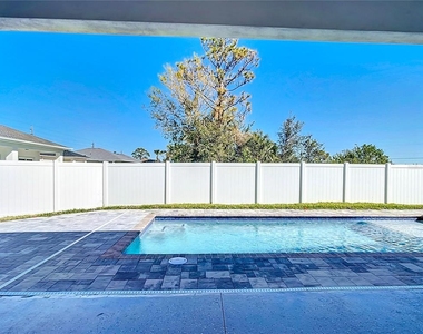 174 Ingram Boulevard - Photo Thumbnail 27