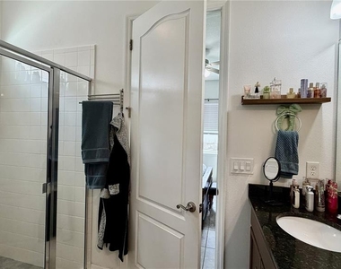 9160 Olmo Court - Photo Thumbnail 11
