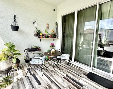 9160 Olmo Court - Photo Thumbnail 16