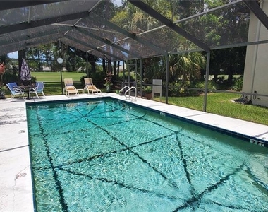 6110 Country Club Way - Photo Thumbnail 21