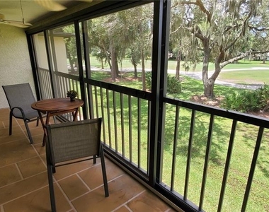 6110 Country Club Way - Photo Thumbnail 5