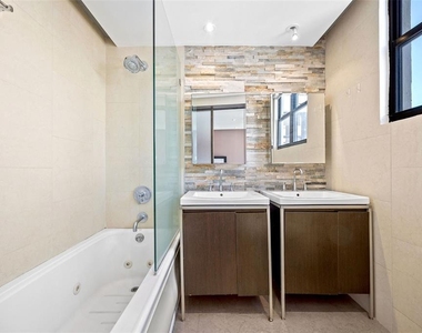 Condado Real 1700 Mcleary Ave - Photo Thumbnail 10