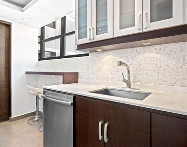 Condado Real 1700 Mcleary Ave - Photo Thumbnail 13