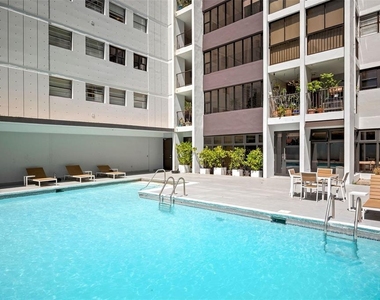 Condado Real 1700 Mcleary Ave - Photo Thumbnail 20