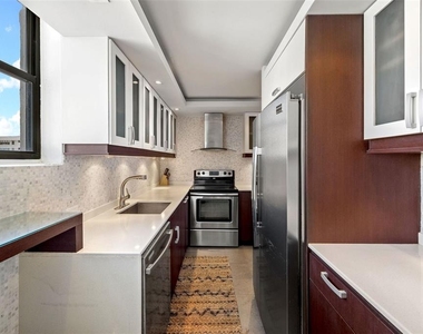 Condado Real 1700 Mcleary Ave - Photo Thumbnail 12