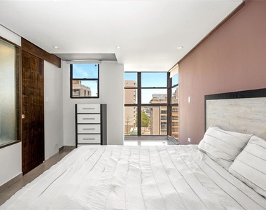 Condado Real 1700 Mcleary Ave - Photo Thumbnail 8