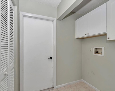 21425 Sw Plantation Street - Photo Thumbnail 13