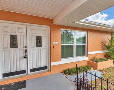 21425 Sw Plantation Street - Photo Thumbnail 3