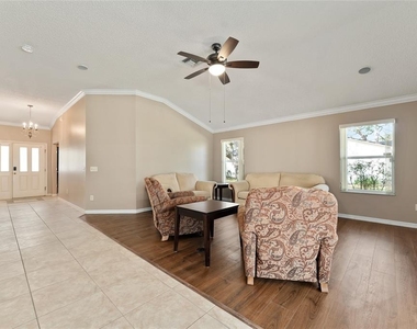 1205 Bower Lane - Photo Thumbnail 4