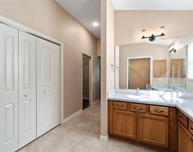 1205 Bower Lane - Photo Thumbnail 16