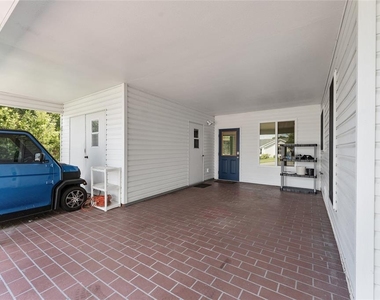 1401 W Schwartz Boulevard - Photo Thumbnail 8