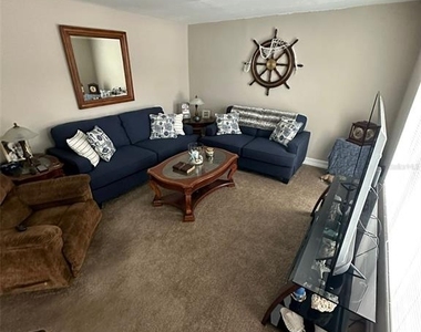 1830 Maravilla Avenue - Photo Thumbnail 18