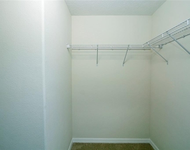 16374 Turning Tide Way - Photo Thumbnail 20