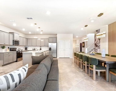 15972 Sandy Cliffs Drive - Photo Thumbnail 8