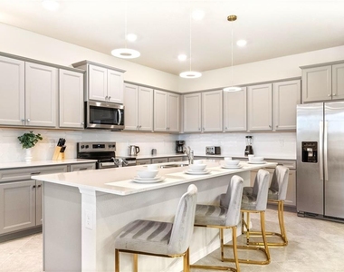 15972 Sandy Cliffs Drive - Photo Thumbnail 9