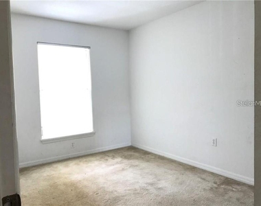 2792 Club Cortile Circle - Photo Thumbnail 6