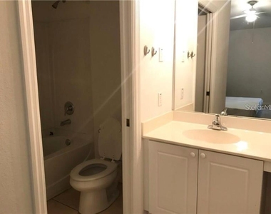 2792 Club Cortile Circle - Photo Thumbnail 9