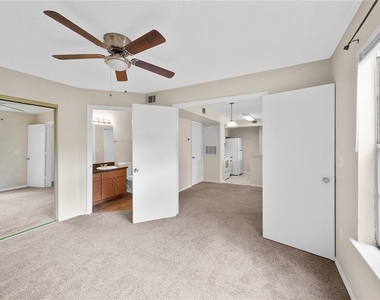 441 Fountainhead Circle - Photo Thumbnail 16