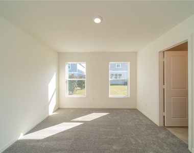 2798 Sanctuary Drive - Photo Thumbnail 16