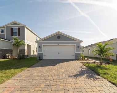 2798 Sanctuary Drive - Photo Thumbnail 1