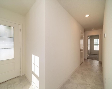 2798 Sanctuary Drive - Photo Thumbnail 3