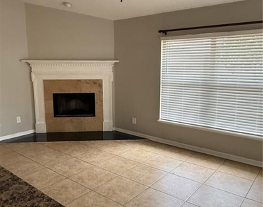 17802 Jefferson Street - Photo Thumbnail 6