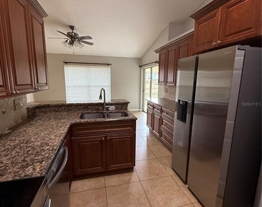 17802 Jefferson Street - Photo Thumbnail 10