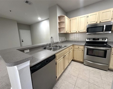 1150 Lake Shadow Circle - Photo Thumbnail 7