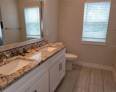 1212 S Bumby Avenue - Photo Thumbnail 18