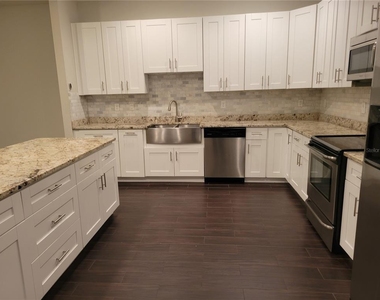 1212 S Bumby Avenue - Photo Thumbnail 7