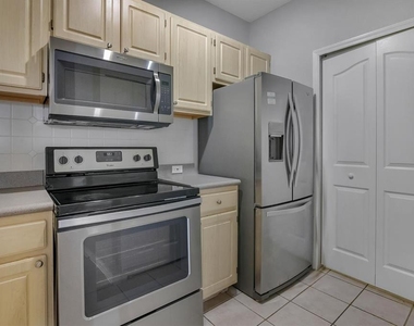 2705 Maitland Crossing Way - Photo Thumbnail 8