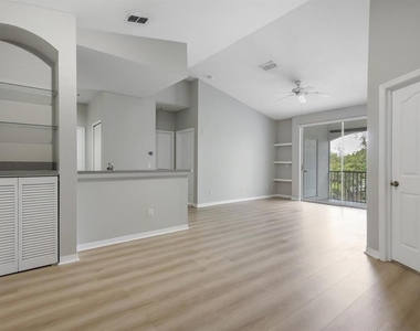 2705 Maitland Crossing Way - Photo Thumbnail 4