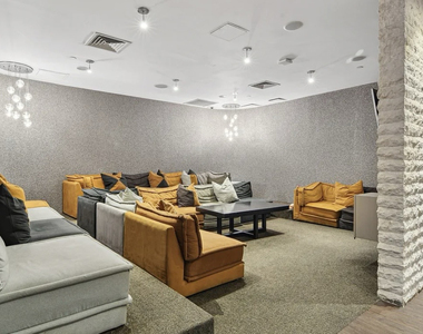 125 West 31st Street - Photo Thumbnail 8