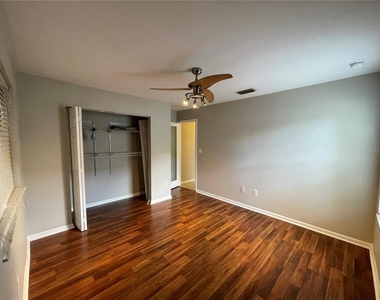717 Nw 233rd Terrace - Photo Thumbnail 12