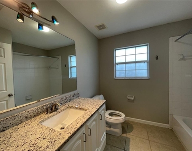 717 Nw 233rd Terrace - Photo Thumbnail 13