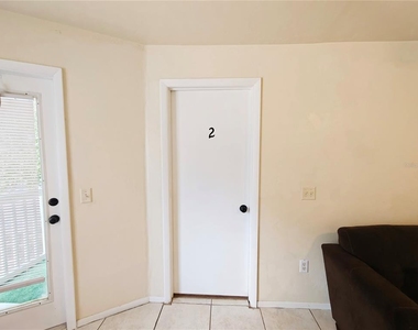 4000 Sw 23rd Street - Photo Thumbnail 1