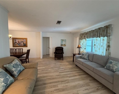 732 Santa Margerita Lane - Photo Thumbnail 2