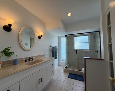 732 Santa Margerita Lane - Photo Thumbnail 3