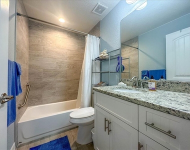 11707 Willmington Boulevard - Photo Thumbnail 27