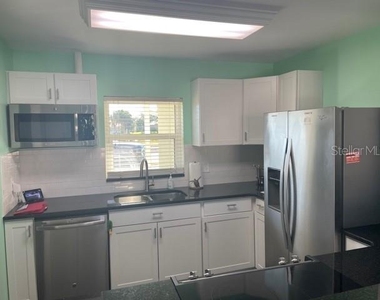 21088 Edgewater Drive - Photo Thumbnail 14